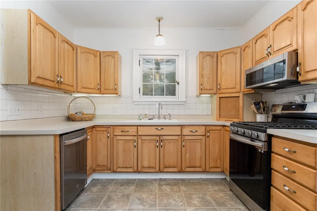 2071 Westfall Road, Brighton, New York 14618, Brighton, New York 14618, 3 Bedrooms Bedrooms, 8 Rooms Rooms,2 BathroomsBathrooms,Residential,Closed,2071 Westfall Road, Brighton, New York 14618,R1606070