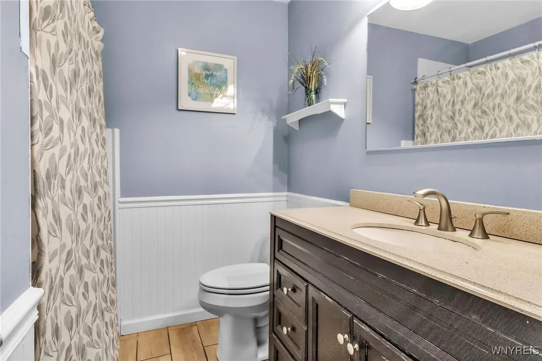 7174 Chestnut Ridge Road, Lockport-town, New York, Lockport Town, New York 14094, 3 Bedrooms Bedrooms, 9 Rooms Rooms,2 BathroomsBathrooms,Residential,Closed,7174 Chestnut Ridge Road, Lockport-town, New York ,B1608292