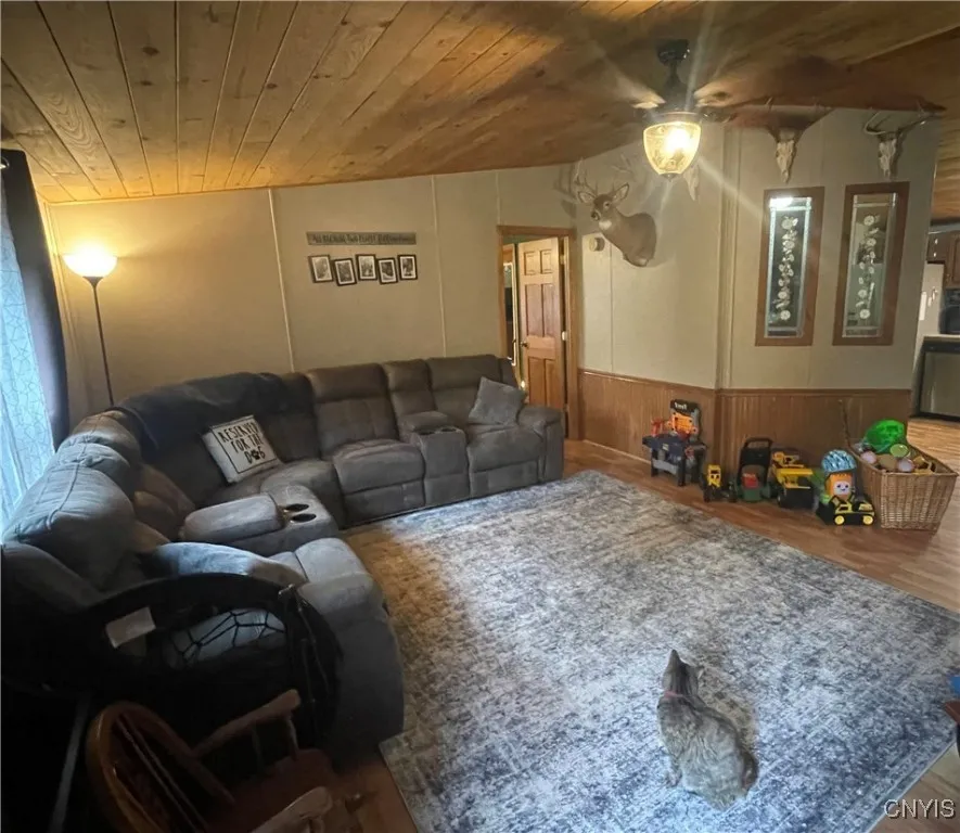 3002 South Elm Street, Leyden, New York 13433, Leyden, New York 13433, 3 Bedrooms Bedrooms, 6 Rooms Rooms,2 BathroomsBathrooms,Residential,Closed,3002 South Elm Street, Leyden, New York 13433,0,S1608105