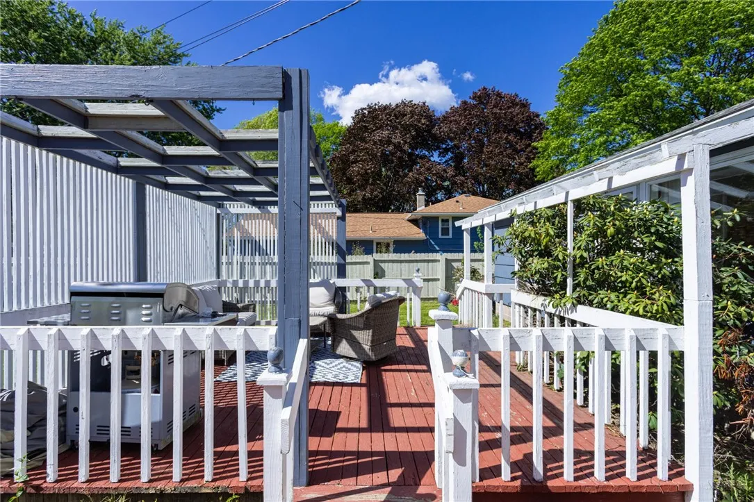 111 Barlow Drive, Greece, New York 14626, Greece, New York 14626, 3 Bedrooms Bedrooms, 7 Rooms Rooms,1 BathroomBathrooms,Residential,Closed,111 Barlow Drive, Greece, New York 14626,R1607967