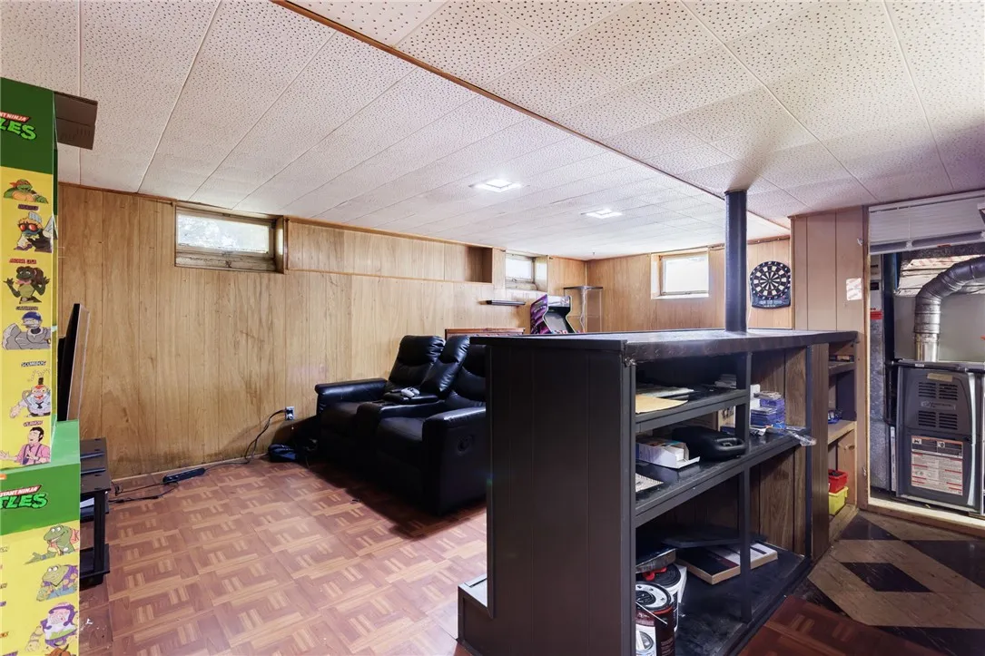 111 Barlow Drive, Greece, New York 14626, Greece, New York 14626, 3 Bedrooms Bedrooms, 7 Rooms Rooms,1 BathroomBathrooms,Residential,Closed,111 Barlow Drive, Greece, New York 14626,R1607967