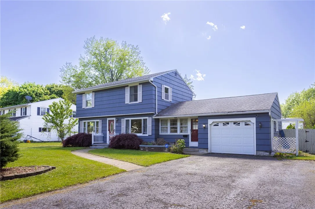 111 Barlow Drive, Greece, New York 14626, Greece, New York 14626, 3 Bedrooms Bedrooms, 7 Rooms Rooms,1 BathroomBathrooms,Residential,Closed,111 Barlow Drive, Greece, New York 14626,R1607967