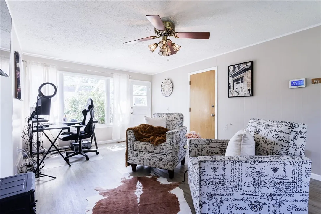 111 Barlow Drive, Greece, New York 14626, Greece, New York 14626, 3 Bedrooms Bedrooms, 7 Rooms Rooms,1 BathroomBathrooms,Residential,Closed,111 Barlow Drive, Greece, New York 14626,R1607967