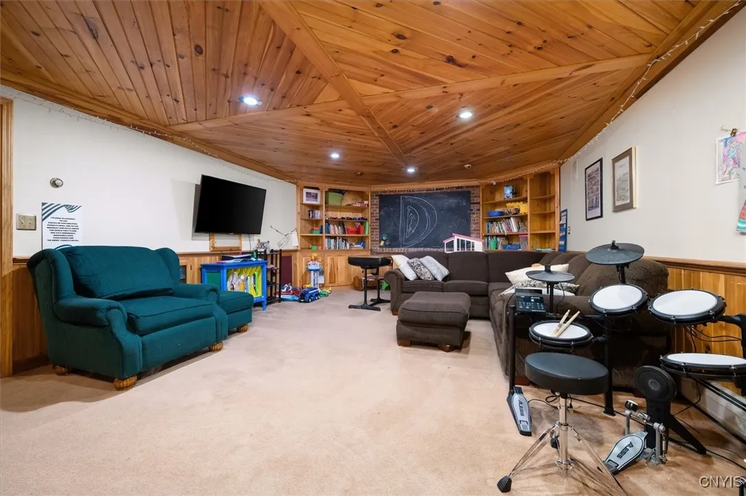 6924 Lebanon Road, Lebanon, New York 13332, Lebanon, New York 13332, 5 Bedrooms Bedrooms, 8 Rooms Rooms,3 BathroomsBathrooms,Residential,Closed,6924 Lebanon Road, Lebanon, New York 13332,S1604693