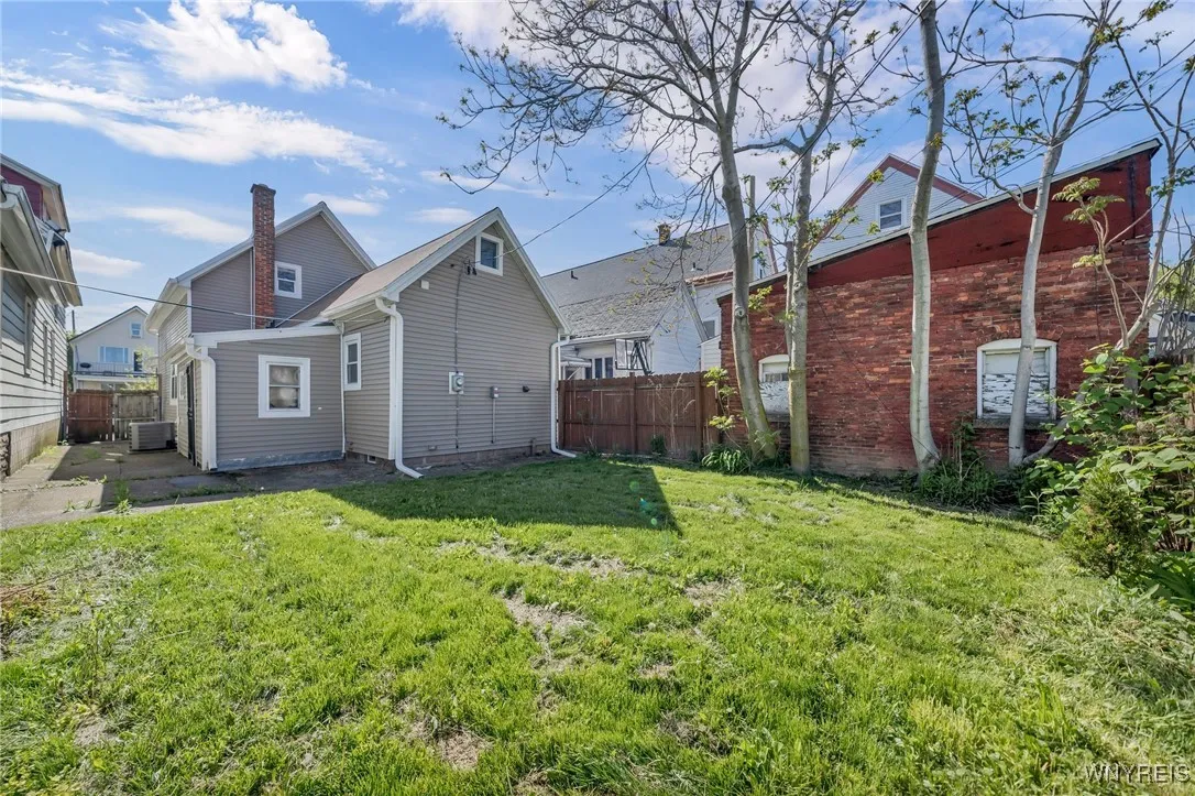397 14th Street, Buffalo, New York 14213, Buffalo, New York 14213, 3 Bedrooms Bedrooms, 8 Rooms Rooms,1 BathroomBathrooms,Residential,Closed,397 14th Street, Buffalo, New York 14213,B1607529