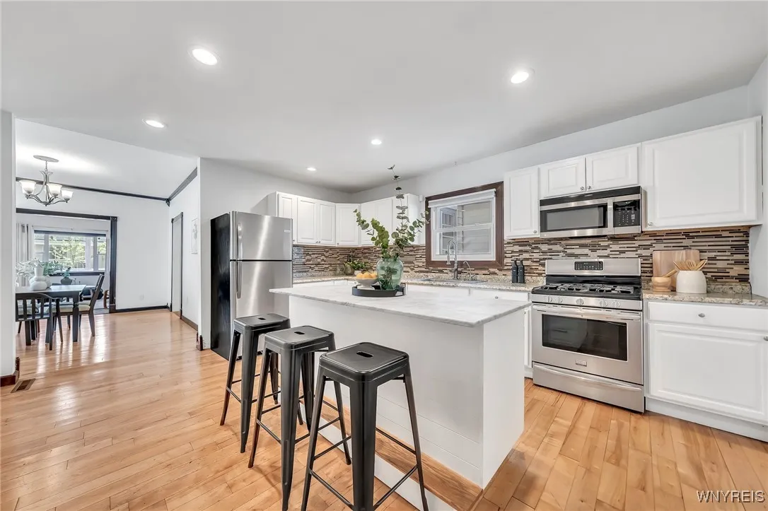 397 14th Street, Buffalo, New York 14213, Buffalo, New York 14213, 3 Bedrooms Bedrooms, 8 Rooms Rooms,1 BathroomBathrooms,Residential,Closed,397 14th Street, Buffalo, New York 14213,B1607529