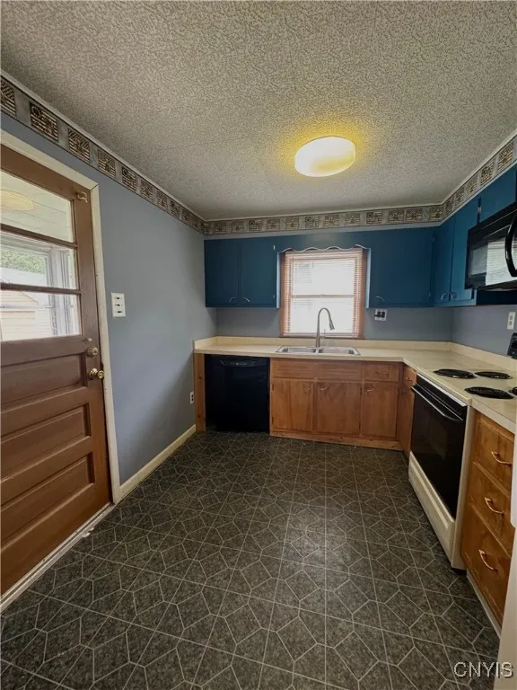 706 West Bloomfield Street, Rome-inside, New York, Rome, New York 13440, 2 Bedrooms Bedrooms, 6 Rooms Rooms,1 BathroomBathrooms,Residential,Closed,706 West Bloomfield Street, Rome-inside, New York ,S1607585