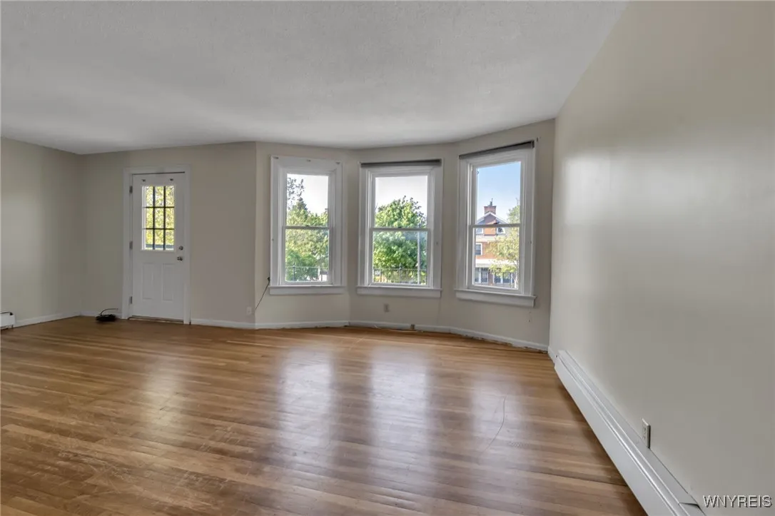 1681 Amherst Street, Buffalo, New York 14214, Buffalo, New York 14214, 6 Bedrooms Bedrooms, ,2 BathroomsBathrooms,Residential,Closed,1681 Amherst Street, Buffalo, New York 14214,0,B1608562