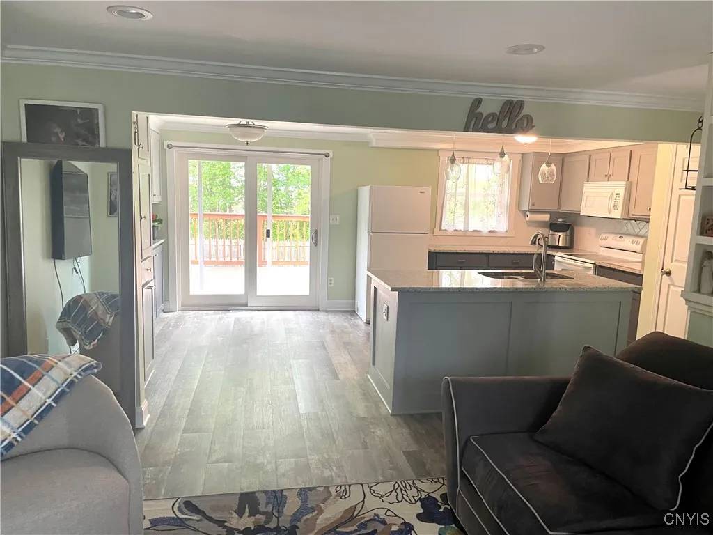 76 Windebank Lane, Manlius, New York 13116, Manlius, New York 13116, 3 Bedrooms Bedrooms, 7 Rooms Rooms,1 BathroomBathrooms,Residential,Closed,76 Windebank Lane, Manlius, New York 13116,0,S1608567