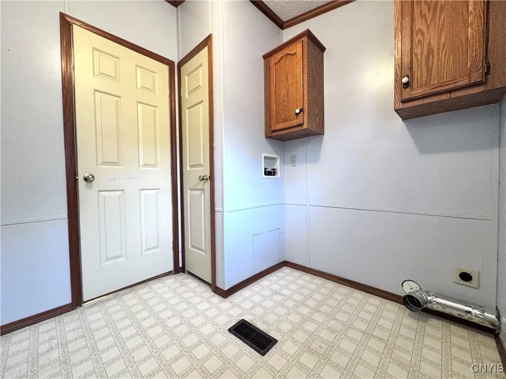 122 Country Road, Schuyler, New York 13502, Schuyler, New York 13502, 2 Bedrooms Bedrooms, 7 Rooms Rooms,2 BathroomsBathrooms,Residential,Closed,122 Country Road, Schuyler, New York 13502,0,S1608579