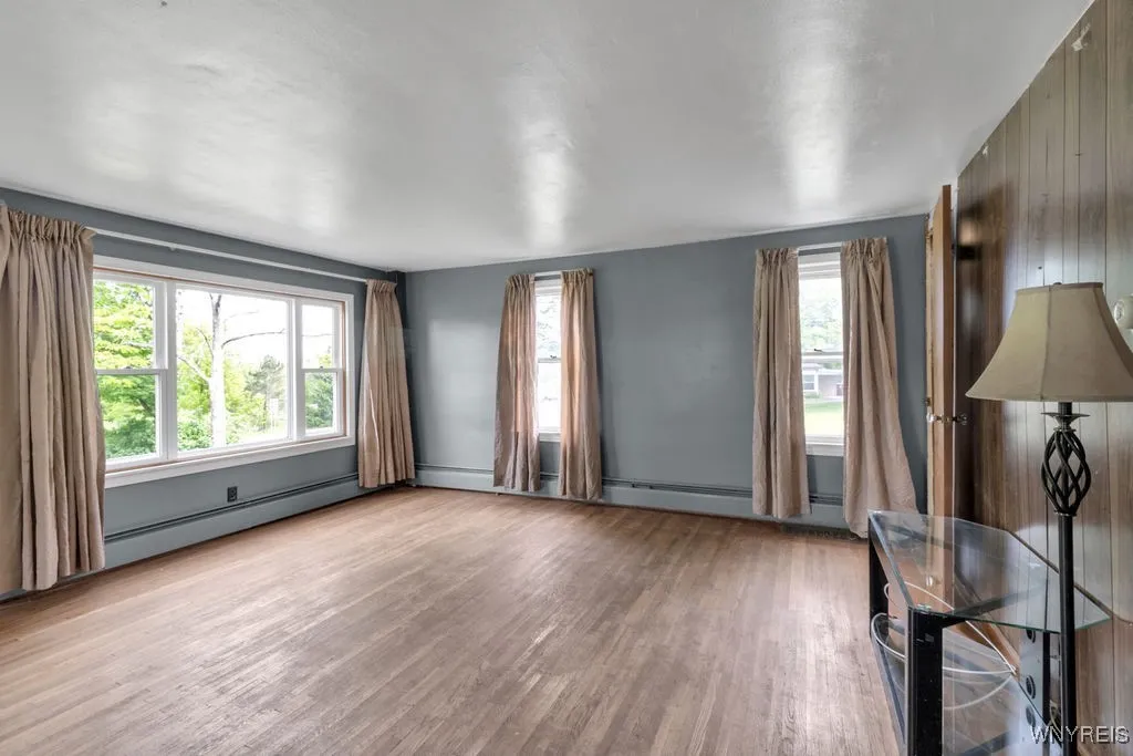 9115 Gowanda State Road, Eden, New York 14057, Eden, New York 14057, 4 Bedrooms Bedrooms, 8 Rooms Rooms,2 BathroomsBathrooms,Residential,Closed,9115 Gowanda State Road, Eden, New York 14057,0,B1608326