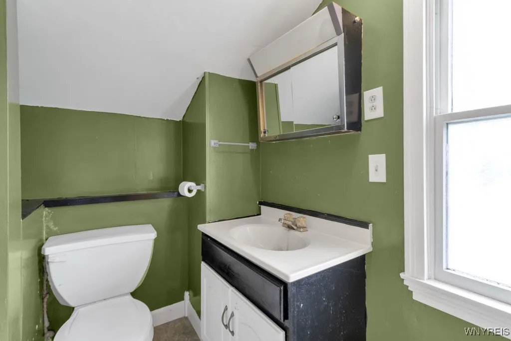 9115 Gowanda State Road, Eden, New York 14057, Eden, New York 14057, 4 Bedrooms Bedrooms, 8 Rooms Rooms,2 BathroomsBathrooms,Residential,Closed,9115 Gowanda State Road, Eden, New York 14057,0,B1608326