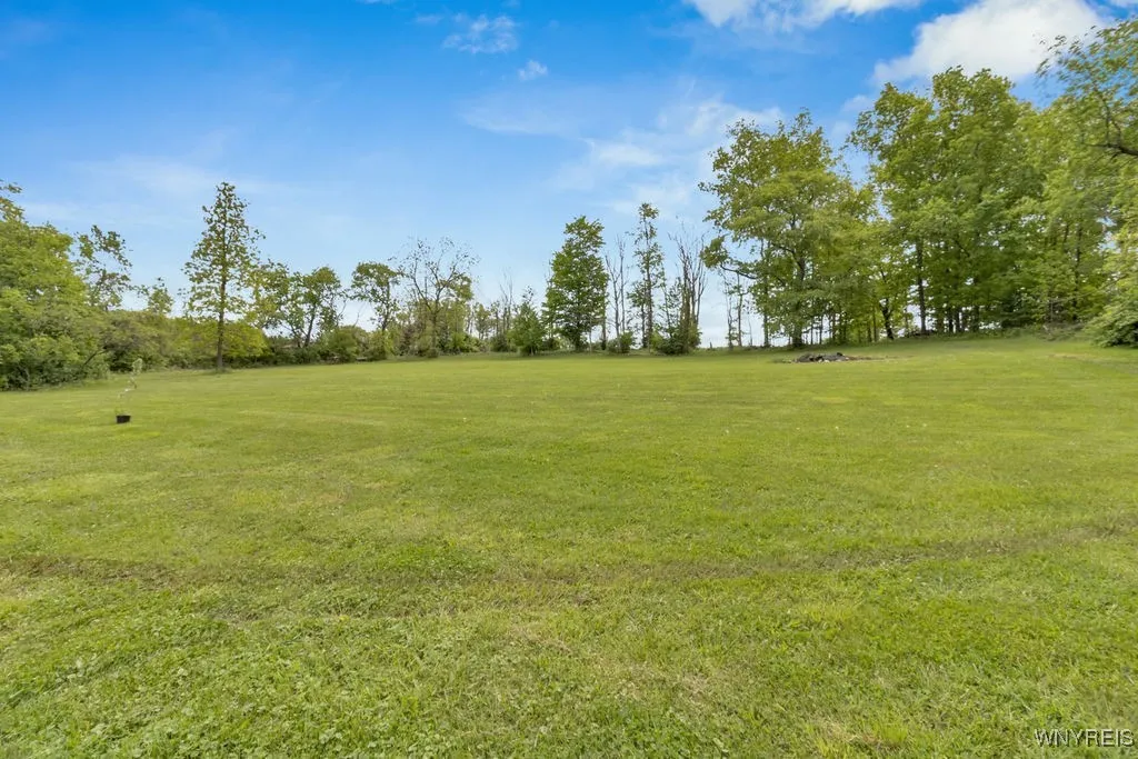 9115 Gowanda State Road, Eden, New York 14057, Eden, New York 14057, 4 Bedrooms Bedrooms, 8 Rooms Rooms,2 BathroomsBathrooms,Residential,Closed,9115 Gowanda State Road, Eden, New York 14057,0,B1608326