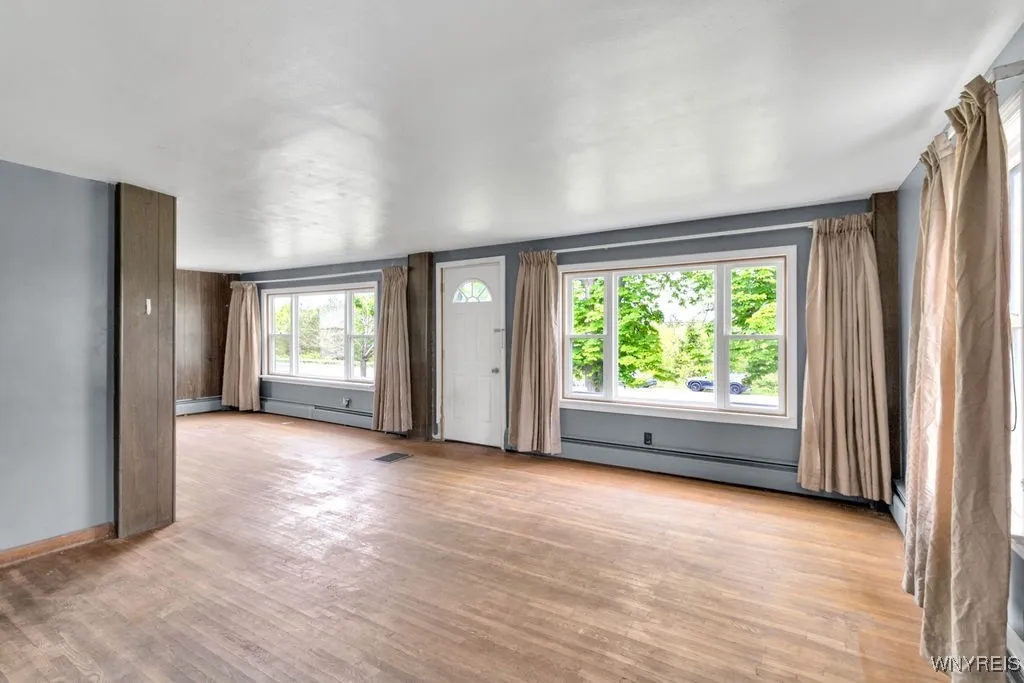 9115 Gowanda State Road, Eden, New York 14057, Eden, New York 14057, 4 Bedrooms Bedrooms, 8 Rooms Rooms,2 BathroomsBathrooms,Residential,Closed,9115 Gowanda State Road, Eden, New York 14057,0,B1608326