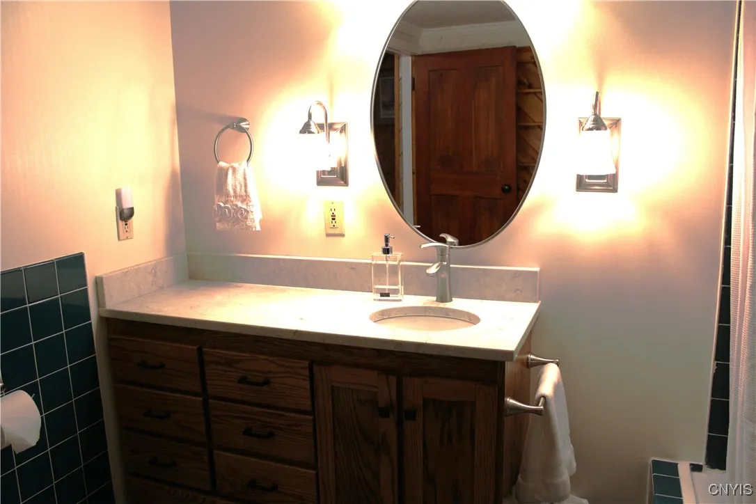 full bathroom