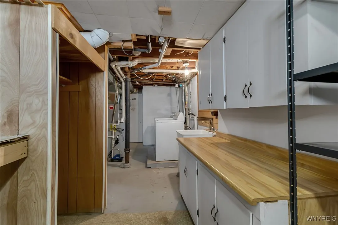 438 Zimmerman Boulevard, Tonawanda-town, New York, Tonawanda, New York 14223, 3 Bedrooms Bedrooms, 5 Rooms Rooms,1 BathroomBathrooms,Residential,Closed,438 Zimmerman Boulevard, Tonawanda-town, New York ,B1608481