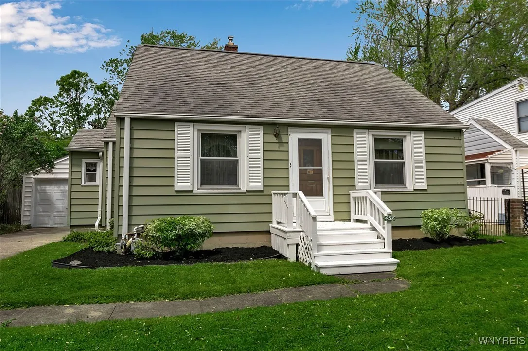 438 Zimmerman Boulevard, Tonawanda-town, New York, Tonawanda, New York 14223, 3 Bedrooms Bedrooms, 5 Rooms Rooms,1 BathroomBathrooms,Residential,Closed,438 Zimmerman Boulevard, Tonawanda-town, New York ,B1608481