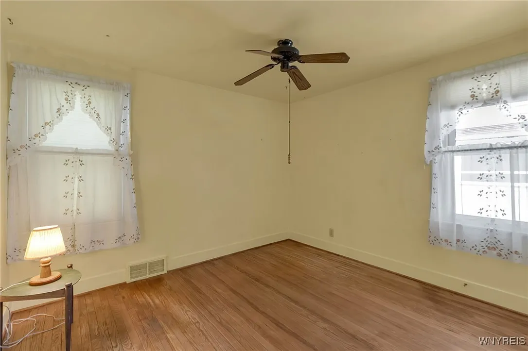 438 Zimmerman Boulevard, Tonawanda-town, New York, Tonawanda, New York 14223, 3 Bedrooms Bedrooms, 5 Rooms Rooms,1 BathroomBathrooms,Residential,Closed,438 Zimmerman Boulevard, Tonawanda-town, New York ,B1608481