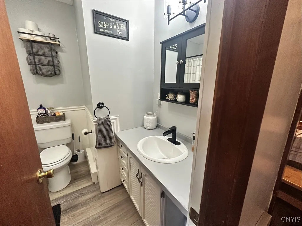 Full bathroom