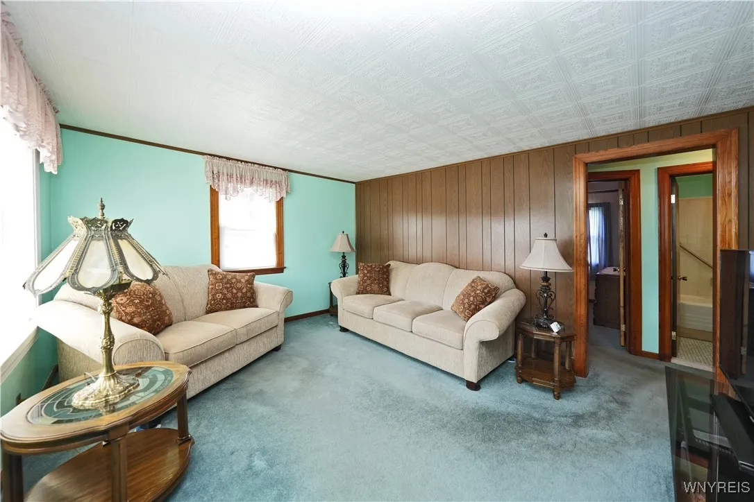 51 Orchard Avenue, Hamburg, New York 14219, Hamburg, New York 14219, 3 Bedrooms Bedrooms, 7 Rooms Rooms,1 BathroomBathrooms,Residential,Closed,51 Orchard Avenue, Hamburg, New York 14219,B1607117