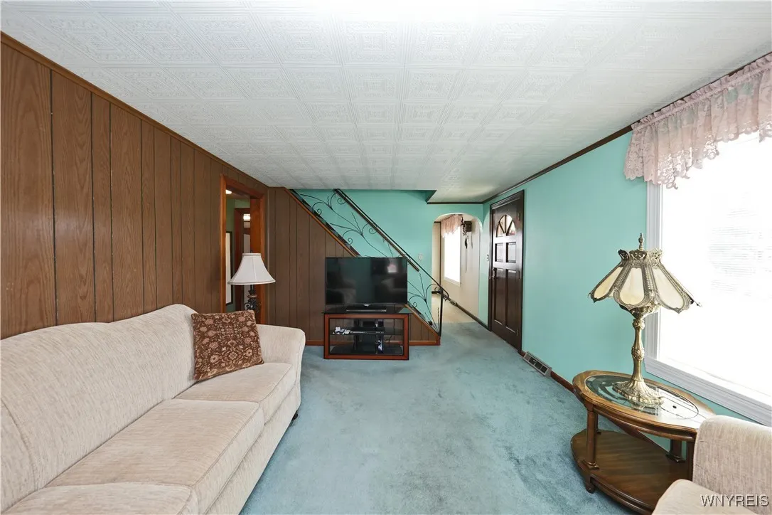 51 Orchard Avenue, Hamburg, New York 14219, Hamburg, New York 14219, 3 Bedrooms Bedrooms, 7 Rooms Rooms,1 BathroomBathrooms,Residential,Closed,51 Orchard Avenue, Hamburg, New York 14219,B1607117