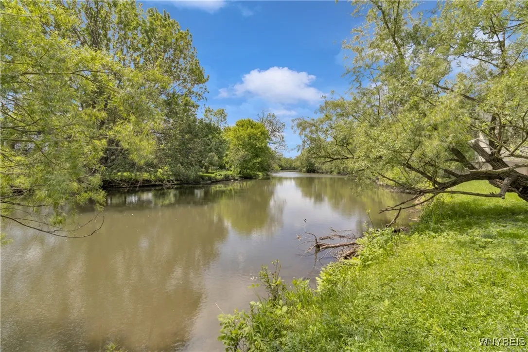 520 North Ellicott Creek Road, Amherst, New York 1, Amherst, New York 14228, 4 Bedrooms Bedrooms, 11 Rooms Rooms,2 BathroomsBathrooms,Residential,Closed,520 North Ellicott Creek Road, Amherst, New York 1,B1608676