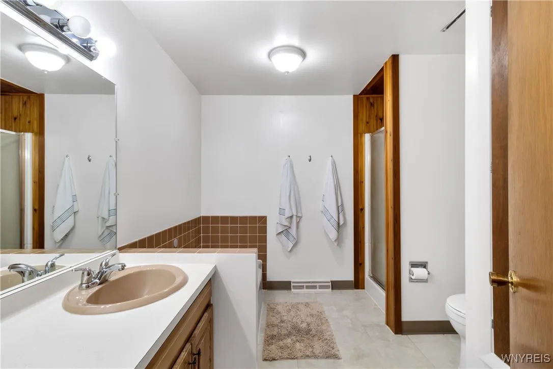 520 North Ellicott Creek Road, Amherst, New York 1, Amherst, New York 14228, 4 Bedrooms Bedrooms, 11 Rooms Rooms,2 BathroomsBathrooms,Residential,Closed,520 North Ellicott Creek Road, Amherst, New York 1,B1608676