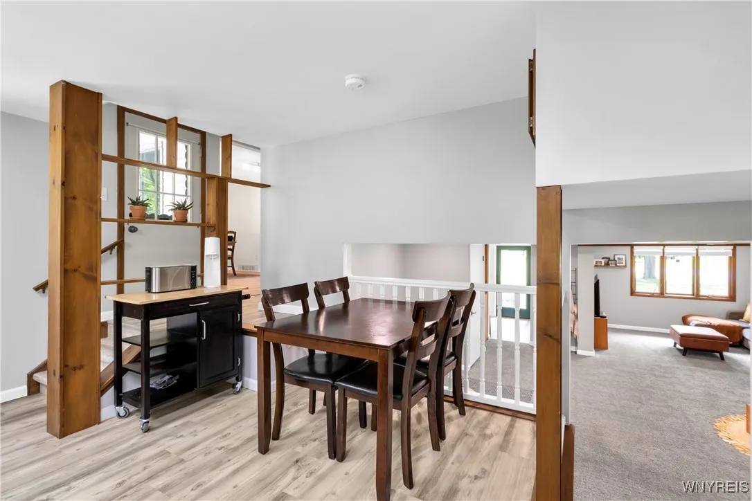 520 North Ellicott Creek Road, Amherst, New York 1, Amherst, New York 14228, 4 Bedrooms Bedrooms, 11 Rooms Rooms,2 BathroomsBathrooms,Residential,Closed,520 North Ellicott Creek Road, Amherst, New York 1,B1608676