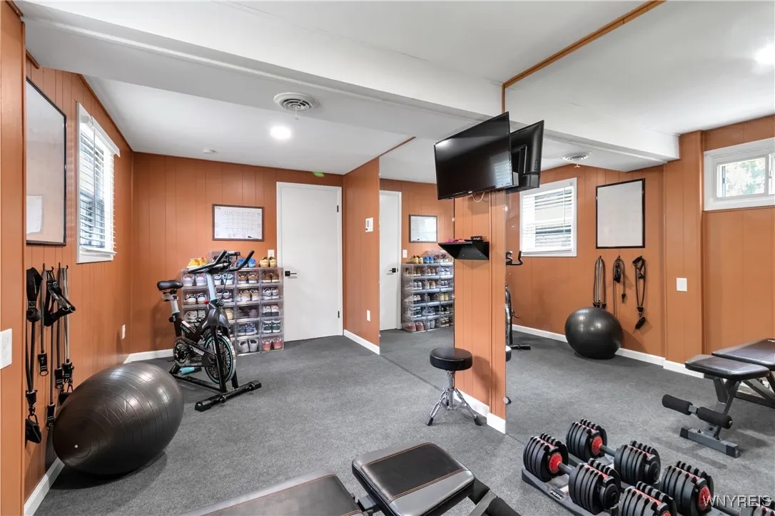 520 North Ellicott Creek Road, Amherst, New York 1, Amherst, New York 14228, 4 Bedrooms Bedrooms, 11 Rooms Rooms,2 BathroomsBathrooms,Residential,Closed,520 North Ellicott Creek Road, Amherst, New York 1,B1608676