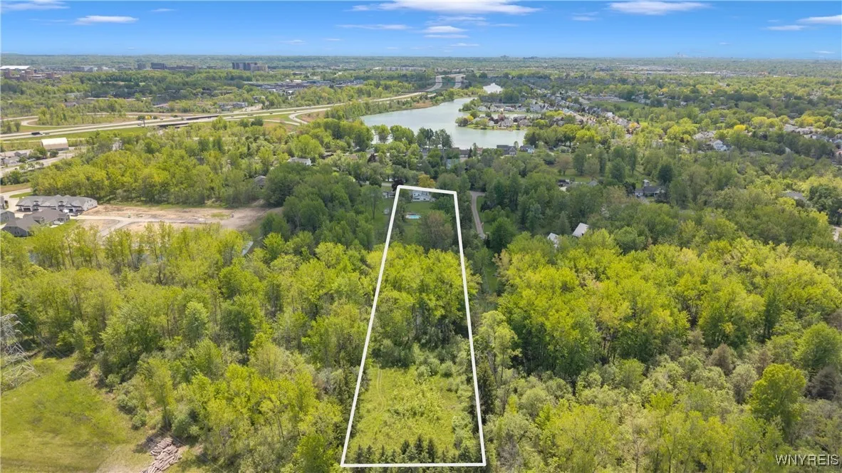 520 North Ellicott Creek Road, Amherst, New York 1, Amherst, New York 14228, 4 Bedrooms Bedrooms, 11 Rooms Rooms,2 BathroomsBathrooms,Residential,Closed,520 North Ellicott Creek Road, Amherst, New York 1,B1608676