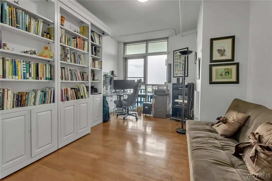 132 Lakefront Boulevard 403, Buffalo, New York 142, Buffalo, New York 14202, 2 Bedrooms Bedrooms, 6 Rooms Rooms,2 BathroomsBathrooms,Residential,Closed,132 Lakefront Boulevard 403, Buffalo, New York 142,0,B1608683