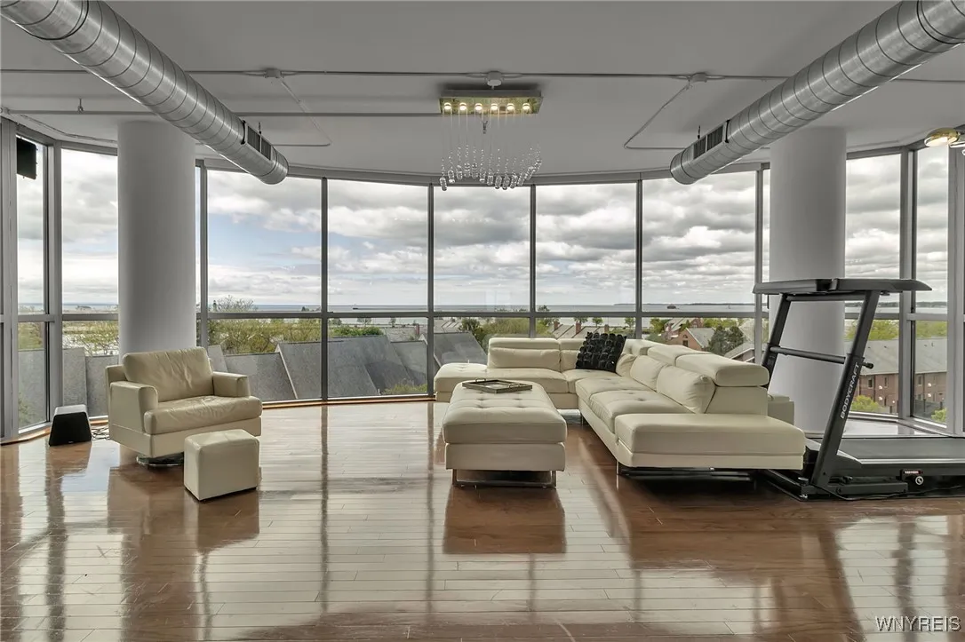 132 Lakefront Boulevard 403, Buffalo, New York 142, Buffalo, New York 14202, 2 Bedrooms Bedrooms, 6 Rooms Rooms,2 BathroomsBathrooms,Residential,Closed,132 Lakefront Boulevard 403, Buffalo, New York 142,0,B1608683