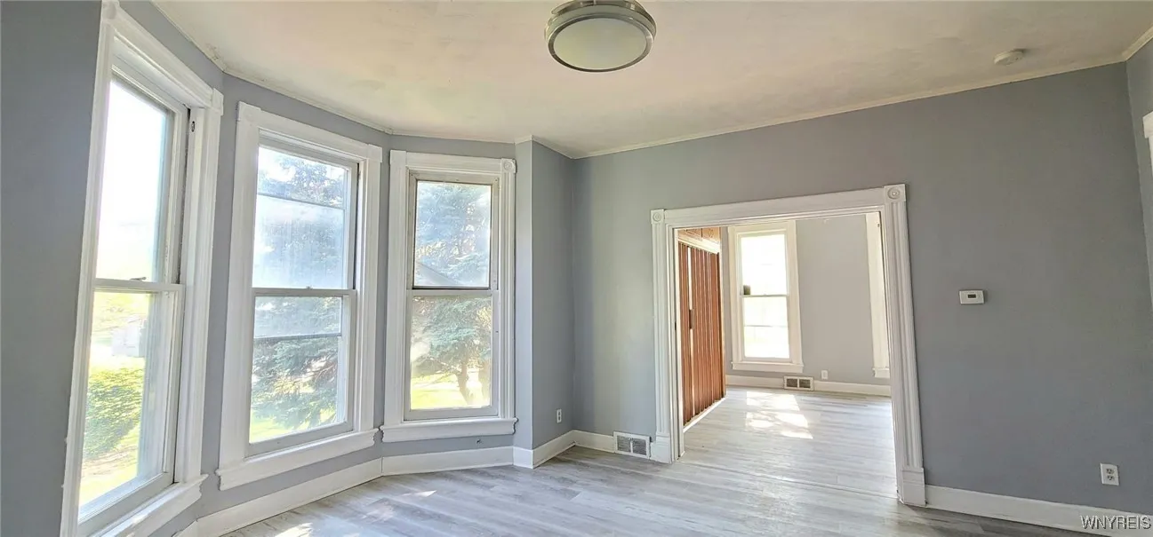 317 Portage Road, Niagara Falls, New York 14303, Niagara Falls, New York 14303, 6 Bedrooms Bedrooms, ,2 BathroomsBathrooms,Residential,For Sale,317 Portage Road, Niagara Falls, New York 14303,0,B1608749