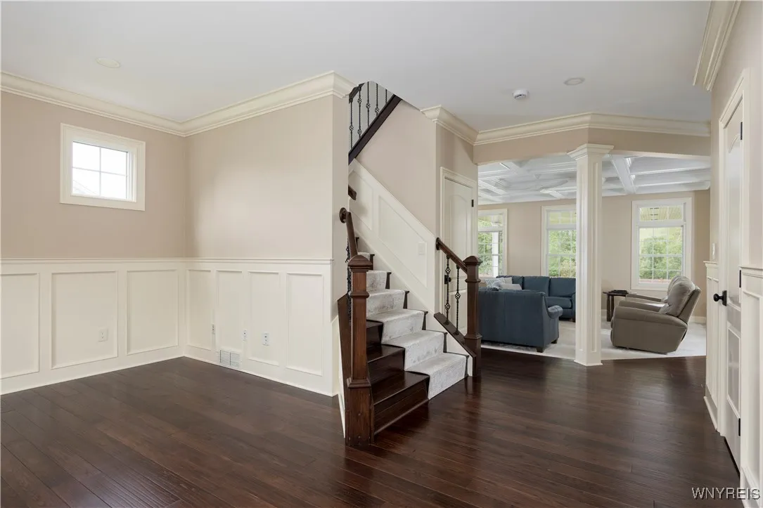 1 Park Meadow Drive, West Seneca, New York 14224, West Seneca, New York 14224, 3 Bedrooms Bedrooms, 12 Rooms Rooms,2 BathroomsBathrooms,Residential,Closed,1 Park Meadow Drive, West Seneca, New York 14224,0,B1608630