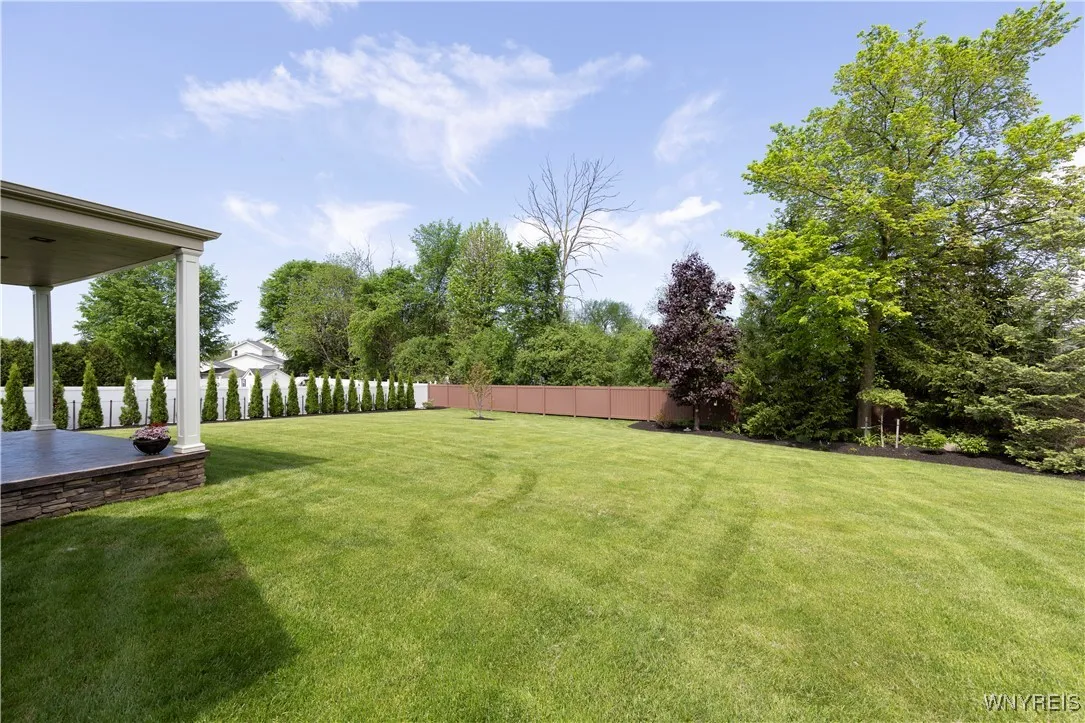 1 Park Meadow Drive, West Seneca, New York 14224, West Seneca, New York 14224, 3 Bedrooms Bedrooms, 12 Rooms Rooms,2 BathroomsBathrooms,Residential,Closed,1 Park Meadow Drive, West Seneca, New York 14224,0,B1608630