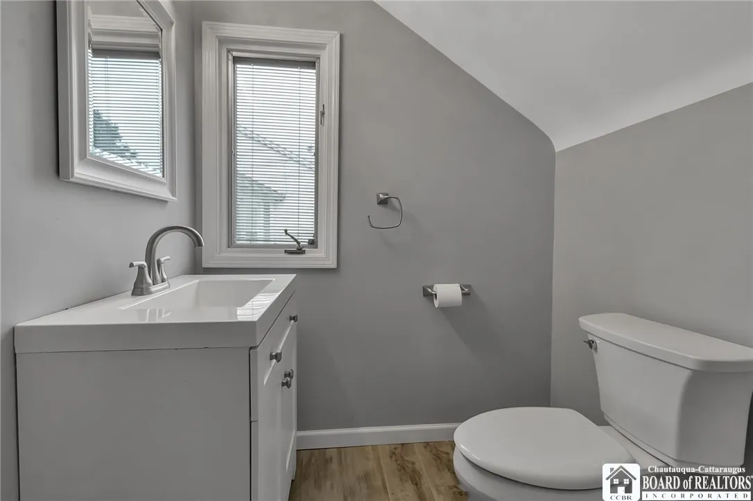 62 Thistle Avenue, Tonawanda-town, New York 14150, Tonawanda, New York 14150, 4 Bedrooms Bedrooms, 9 Rooms Rooms,1 BathroomBathrooms,Residential,Closed,62 Thistle Avenue, Tonawanda-town, New York 14150,0,R1608655