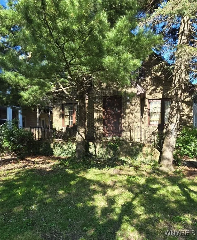 323 Portage Road, Niagara Falls, New York 14303, Niagara Falls, New York 14303, 3 Bedrooms Bedrooms, ,2 BathroomsBathrooms,Residential,For Sale,323 Portage Road, Niagara Falls, New York 14303,0,B1608785