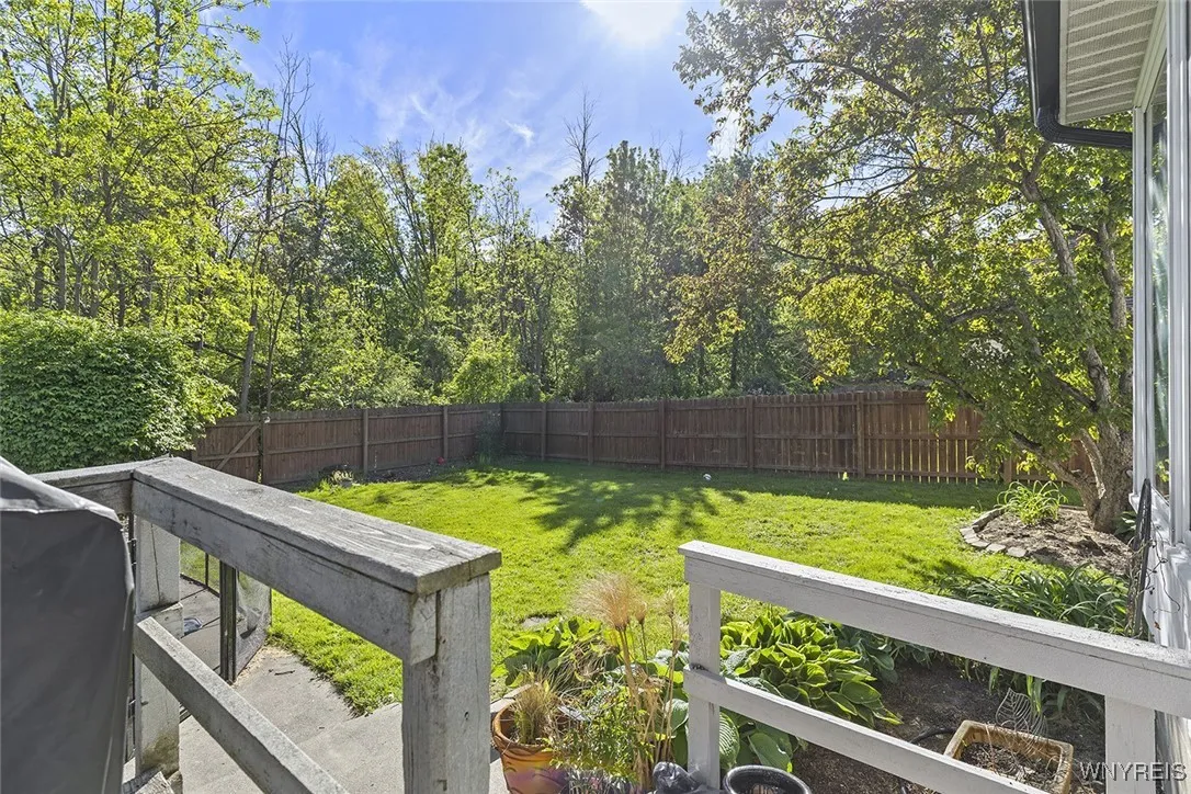 52 Schimwood Court, Amherst, New York 14068, Amherst, New York 14068, 3 Bedrooms Bedrooms, 7 Rooms Rooms,1 BathroomBathrooms,Residential,Closed,52 Schimwood Court, Amherst, New York 14068,0,B1608595