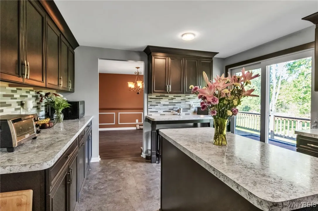 591 Girdle Road, Elma, New York 14052, Elma, New York 14052, 4 Bedrooms Bedrooms, 11 Rooms Rooms,2 BathroomsBathrooms,Residential,Closed,591 Girdle Road, Elma, New York 14052,0,B1605890