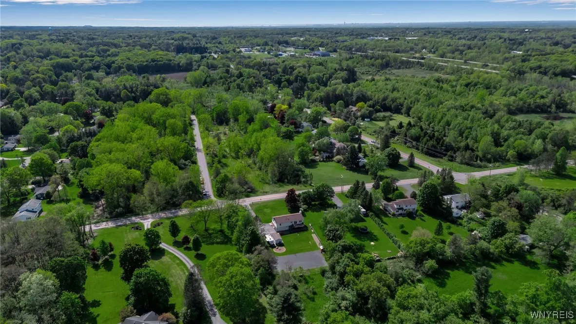 591 Girdle Road, Elma, New York 14052, Elma, New York 14052, 4 Bedrooms Bedrooms, 11 Rooms Rooms,2 BathroomsBathrooms,Residential,Closed,591 Girdle Road, Elma, New York 14052,0,B1605890