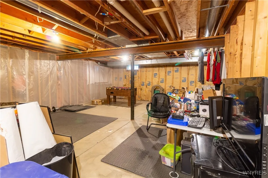 5020 East River Road, Grand Island, New York 14072, Grand Island, New York 14072, 3 Bedrooms Bedrooms, 10 Rooms Rooms,2 BathroomsBathrooms,Residential,Closed,5020 East River Road, Grand Island, New York 14072,0,B1608894