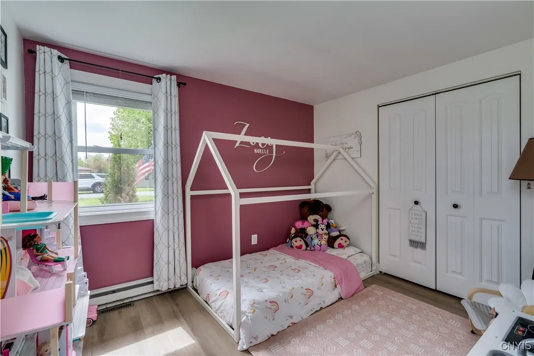 436 Centre Street, Cape Vincent, New York 13618, Cape Vincent, New York 13618, 3 Bedrooms Bedrooms, 6 Rooms Rooms,2 BathroomsBathrooms,Residential,Closed,436 Centre Street, Cape Vincent, New York 13618,0,S1608511