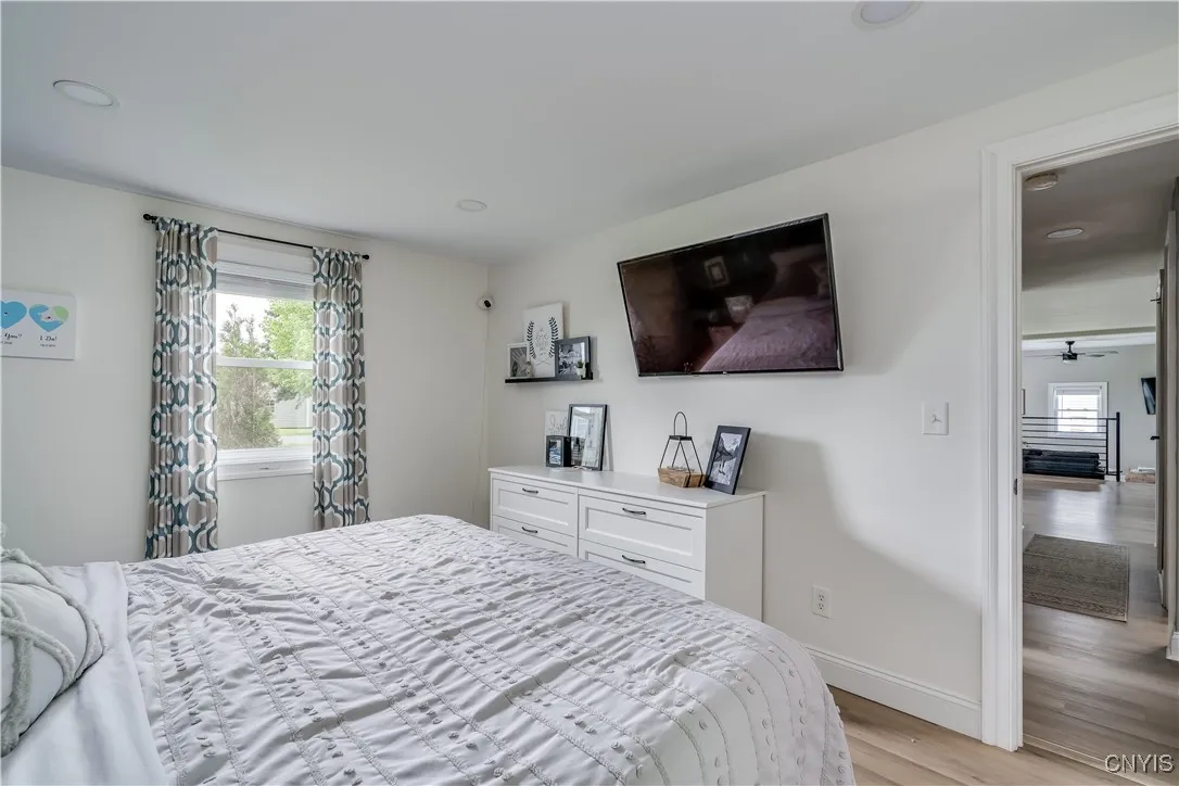 436 Centre Street, Cape Vincent, New York 13618, Cape Vincent, New York 13618, 3 Bedrooms Bedrooms, 6 Rooms Rooms,2 BathroomsBathrooms,Residential,Closed,436 Centre Street, Cape Vincent, New York 13618,0,S1608511