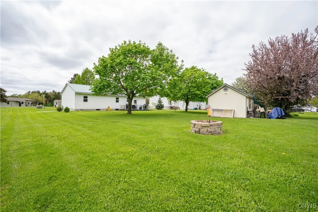 436 Centre Street, Cape Vincent, New York 13618, Cape Vincent, New York 13618, 3 Bedrooms Bedrooms, 6 Rooms Rooms,2 BathroomsBathrooms,Residential,Closed,436 Centre Street, Cape Vincent, New York 13618,0,S1608511