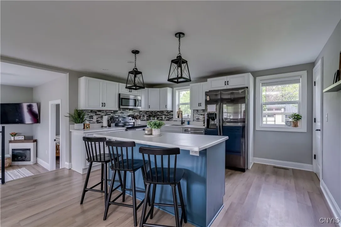 436 Centre Street, Cape Vincent, New York 13618, Cape Vincent, New York 13618, 3 Bedrooms Bedrooms, 6 Rooms Rooms,2 BathroomsBathrooms,Residential,Closed,436 Centre Street, Cape Vincent, New York 13618,0,S1608511