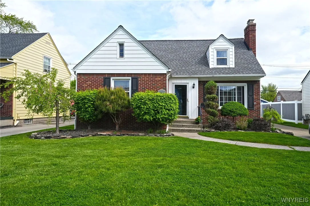 268 Northwood Drive, Tonawanda-town, New York 1422, Tonawanda, New York 14223, 4 Bedrooms Bedrooms, 8 Rooms Rooms,2 BathroomsBathrooms,Residential,Closed,268 Northwood Drive, Tonawanda-town, New York 1422,0,B1607332