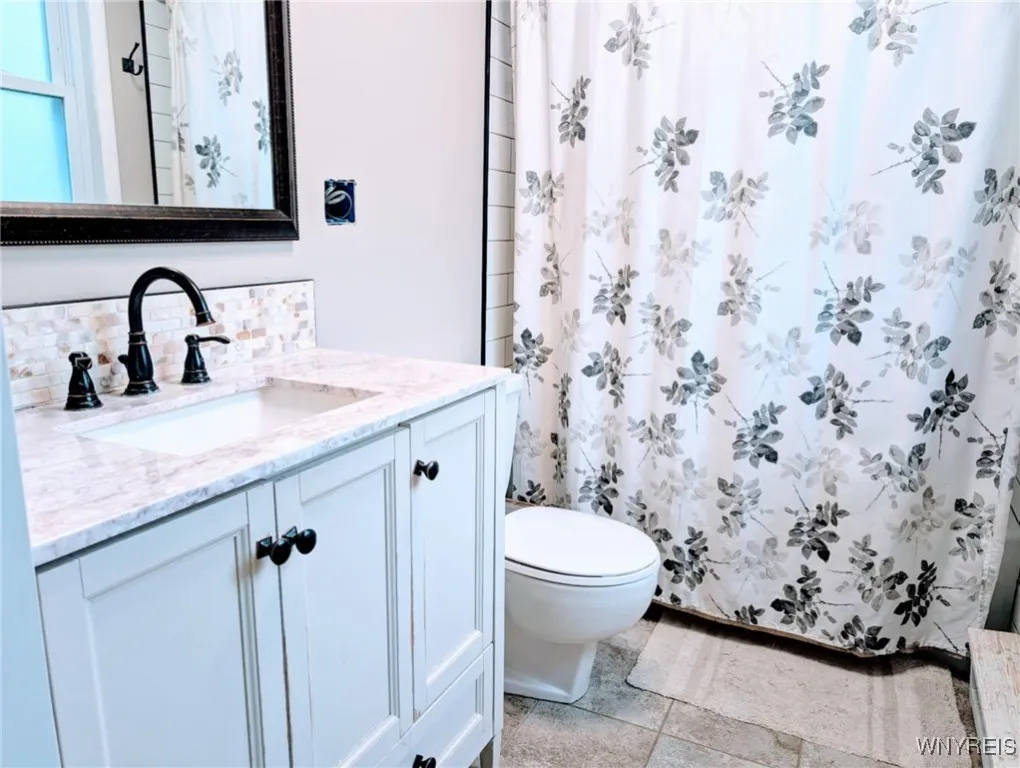 343 Carrollwood Drive, Porter, New York 14174, Porter, New York 14174, 3 Bedrooms Bedrooms, 7 Rooms Rooms,2 BathroomsBathrooms,Residential,For Sale,343 Carrollwood Drive, Porter, New York 14174,B1608937