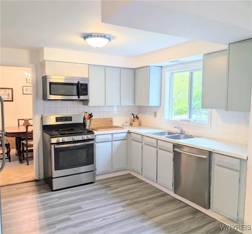 343 Carrollwood Drive, Porter, New York 14174, Porter, New York 14174, 3 Bedrooms Bedrooms, 7 Rooms Rooms,2 BathroomsBathrooms,Residential,For Sale,343 Carrollwood Drive, Porter, New York 14174,B1608937