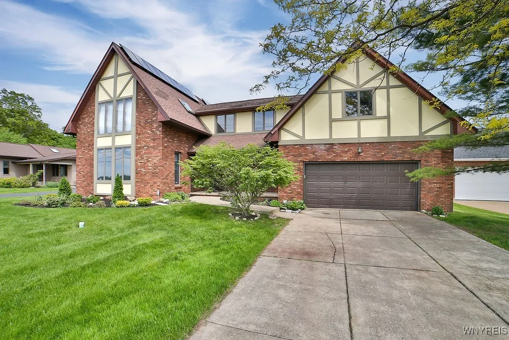 2227 West River Road, Grand Island, New York 14072, Grand Island, New York 14072, 3 Bedrooms Bedrooms, 9 Rooms Rooms,2 BathroomsBathrooms,Residential,Closed,2227 West River Road, Grand Island, New York 14072,0,B1606493