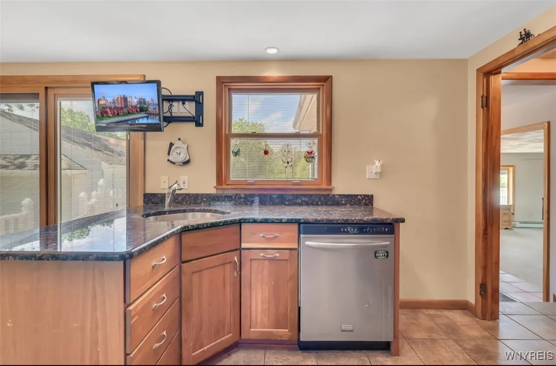 6634 Nash Road, Wheatfield, New York 14120, Wheatfield, New York 14120, 3 Bedrooms Bedrooms, 7 Rooms Rooms,1 BathroomBathrooms,Residential,Closed,6634 Nash Road, Wheatfield, New York 14120,B1607283